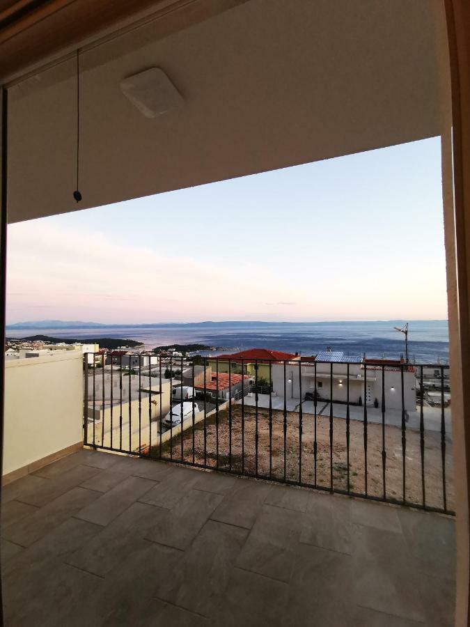 Charming Studio - Apartment Makarska Buitenkant foto